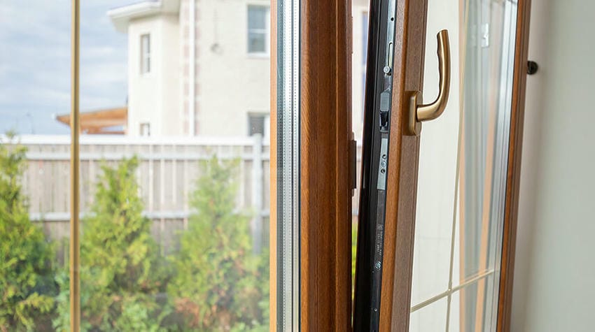 Почему пластиковые окна не закрываются до конца, и что с этим делать - 5