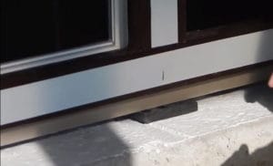 вставленные монтажные клинья