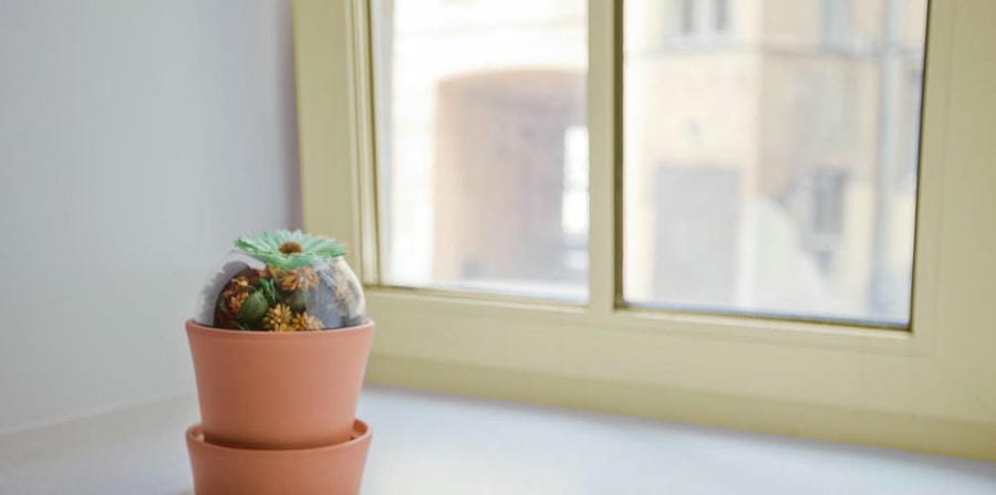 Почему пластиковые окна могут пожелтеть?