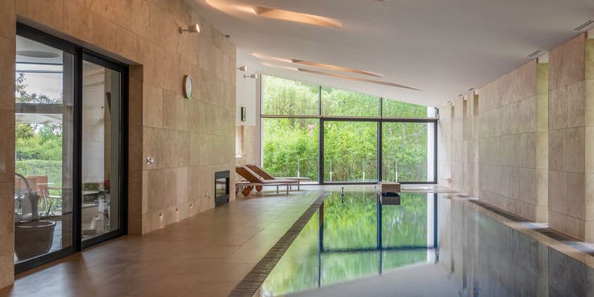 Панорамное остекление загородных домов. Разбираемся в особенностях и стереотипах