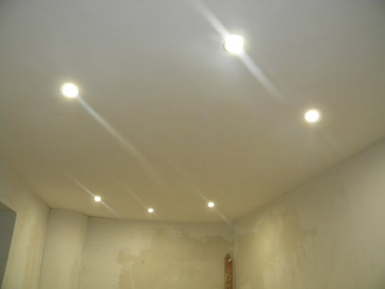 ПВХ потолок на кухне и в коридоре своими руками